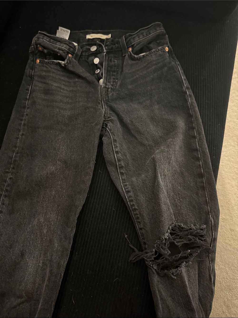 Levi's Black High-Rise Distressed Jeans